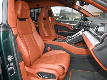 LAMBORGHINI Urus  Full Carbon  Akrapovic  Verde Hydra !  23