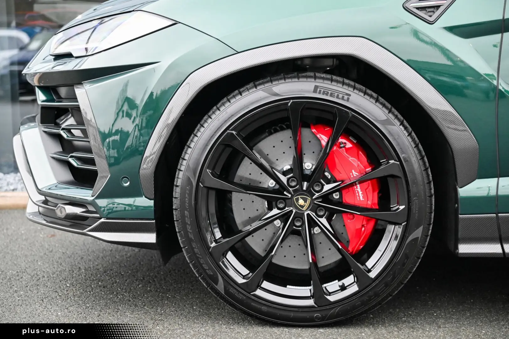 LAMBORGHINI Urus  Full Carbon  Akrapovic  Verde Hydra !  23