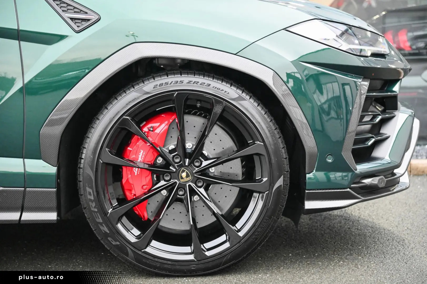LAMBORGHINI Urus  Full Carbon  Akrapovic  Verde Hydra !  23