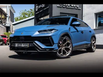 LAMBORGHINI Urus PERFORMANTE BLU GRIFO MATT AKRA 5yr SERVICE
