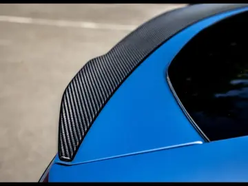 LAMBORGHINI Urus PERFORMANTE BLU GRIFO MATT AKRA 5yr SERVICE