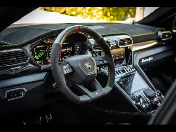 LAMBORGHINI Urus PERFORMANTE BLU GRIFO MATT AKRA 5yr SERVICE