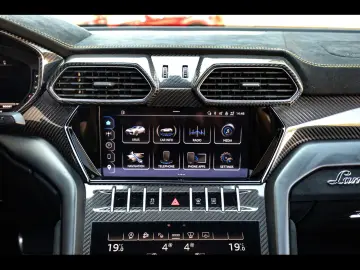 LAMBORGHINI Urus PERFORMANTE BLU GRIFO MATT AKRA 5yr SERVICE