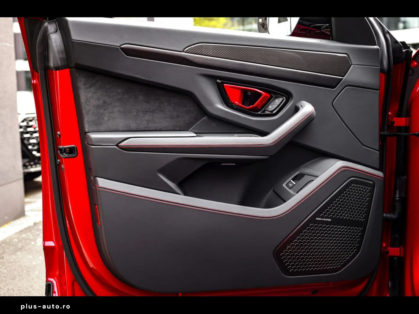 LAMBORGHINI Urus 4.0 V8 S 666 CH ROSSO EFESTO CA B&O WARR 05