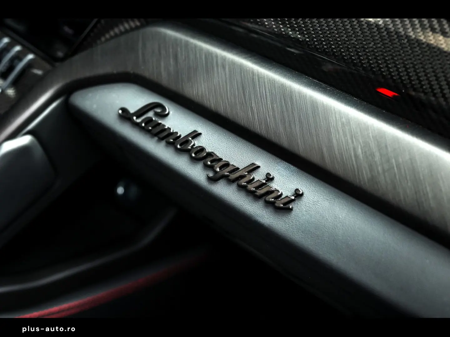 LAMBORGHINI Urus 4.0 V8 S 666 CH ROSSO EFESTO CA B&O WARR 05