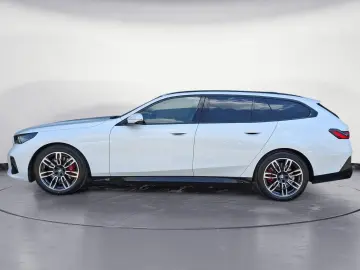 BMW 520d xDrive Touring M Sport Pro AHK HiFi RFK