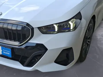 BMW 520d xDrive Touring M Sport Pro AHK HiFi RFK