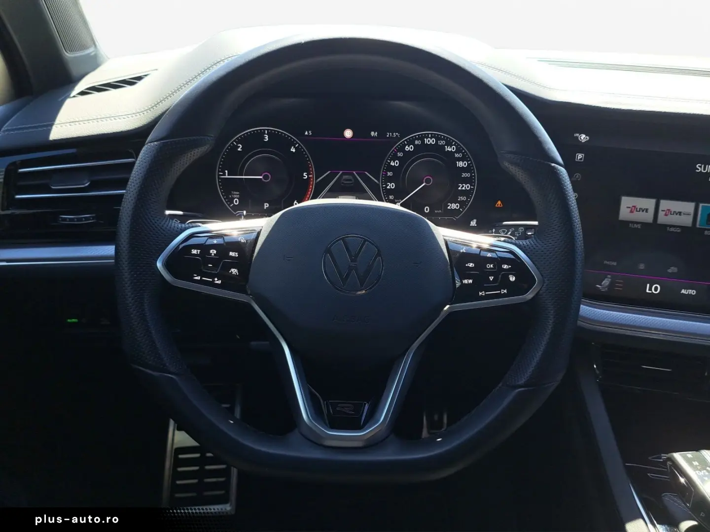 VW Touareg 3.0 TDI R-Line 4M Pano 20Z AHK Air Matri