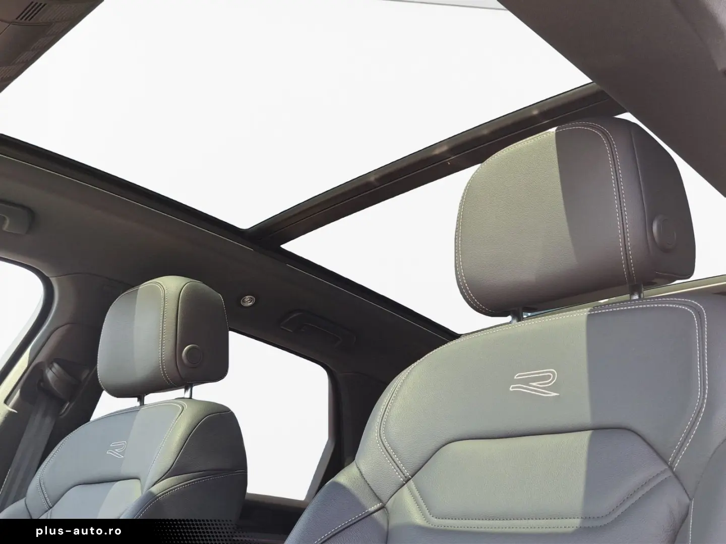 VW Touareg 3.0 TDI R-Line 4M Pano 20Z AHK Air Matri