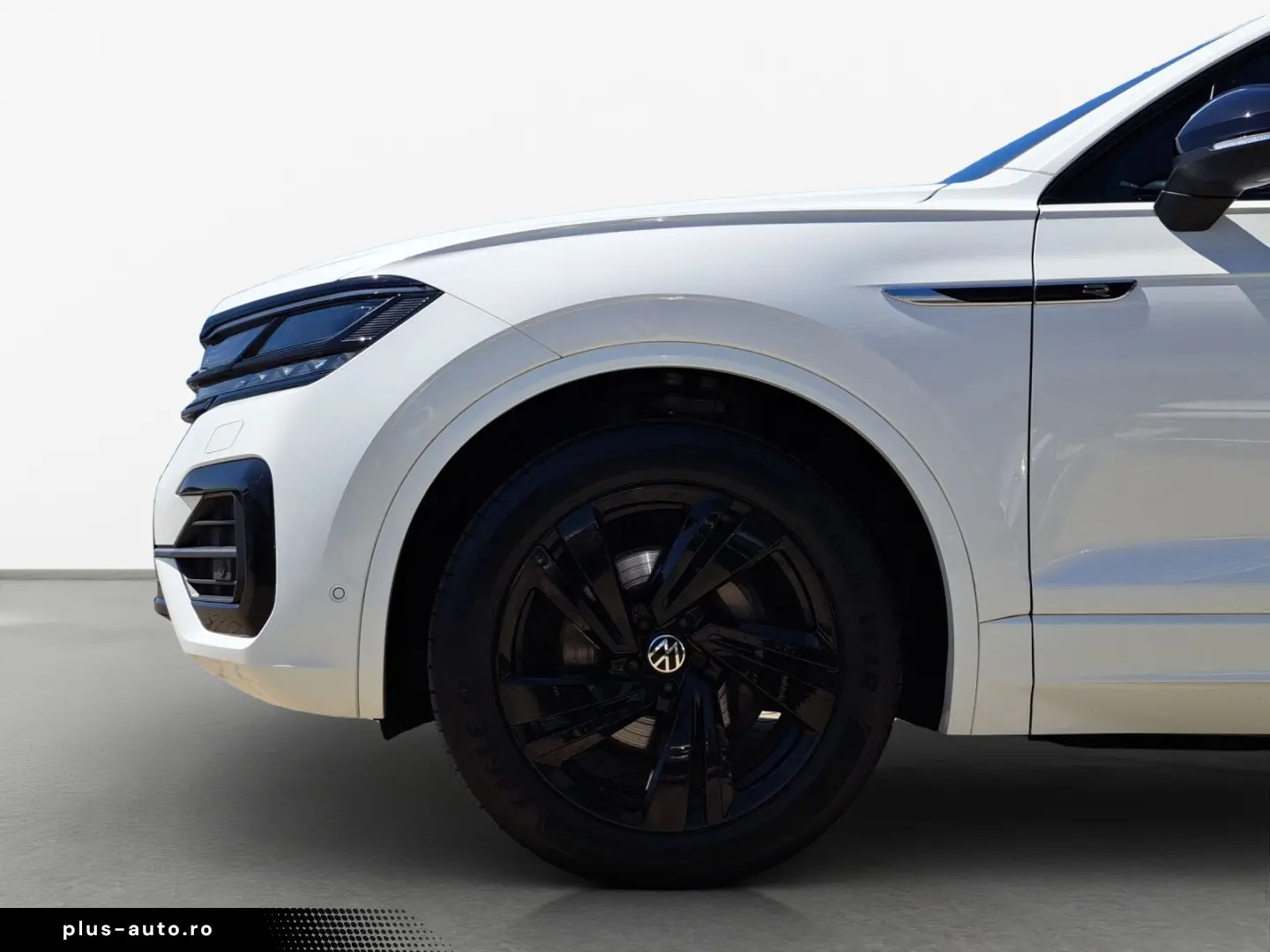 VW Touareg 3.0 TDI R-Line 4M Pano 20Z AHK Air Matri