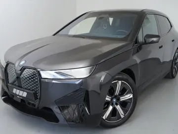 BMW iX xDrive50 (Navi LED AHK Pano ACC )