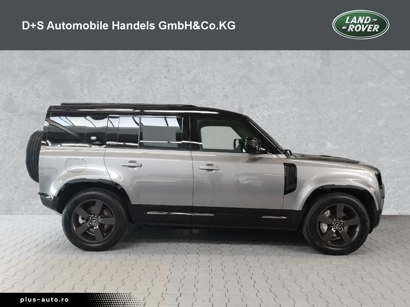 LAND ROVER Defender 110 X-Dynamic HSE D300