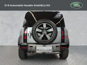 LAND ROVER Defender 110 X-Dynamic HSE D300
