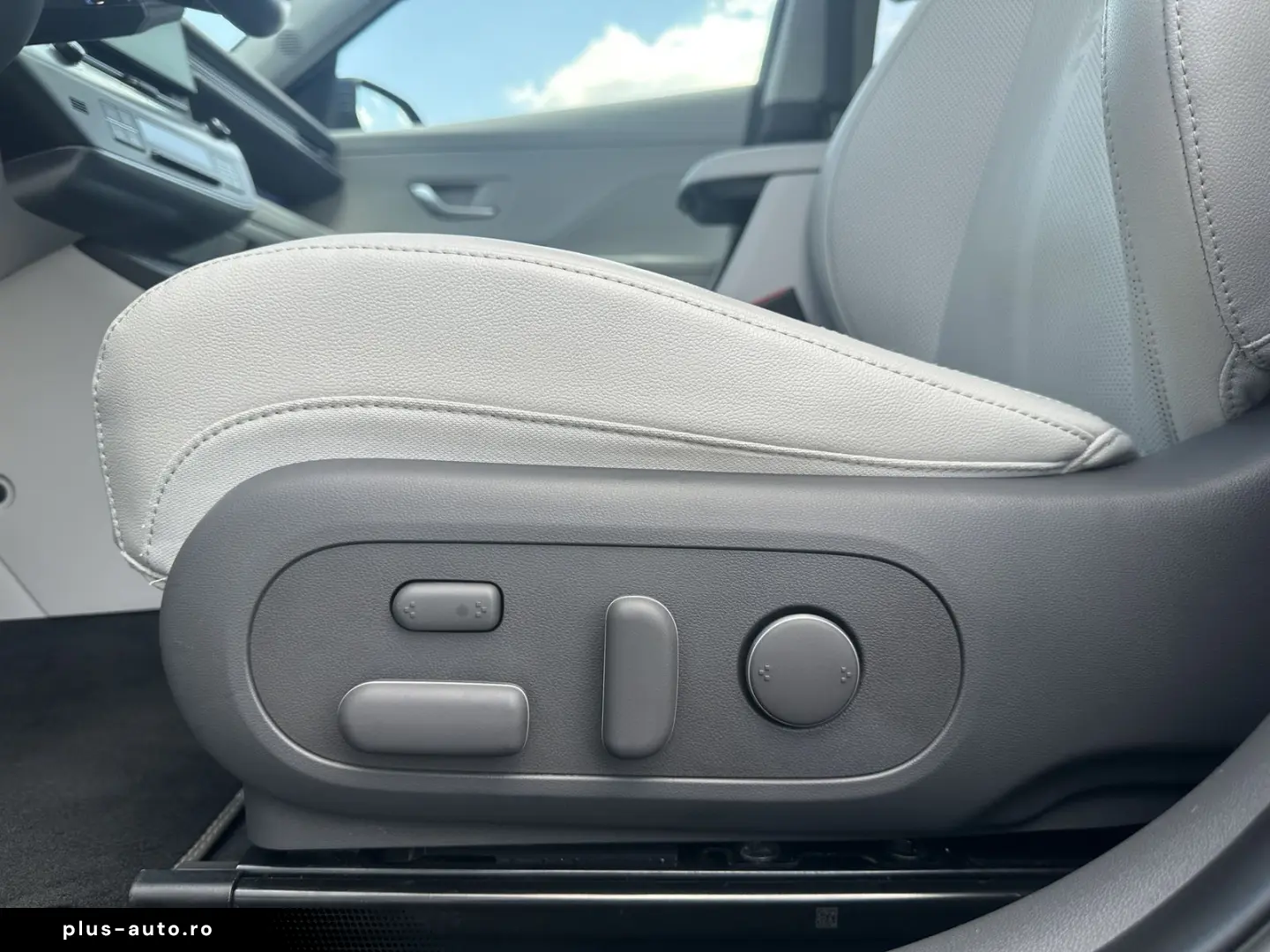 HYUNDAI Kona Elektro Prime ACC LEDER BOSE 360  65 4kWh