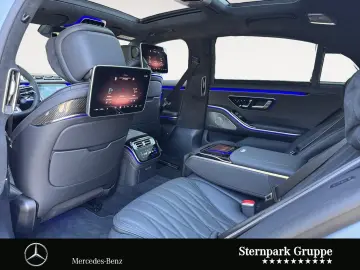 MERCEDES-BENZ AMG S 63 E Perf lang 'NP280K&apos…