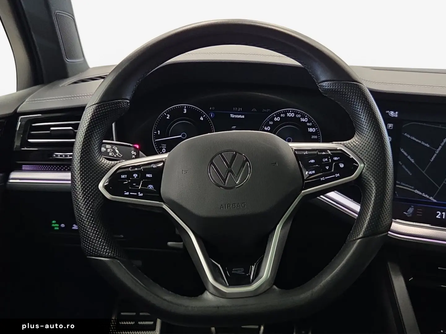 VW Touareg 3.0 V6 TDI R-Line 4Motion Navi Pano Luft