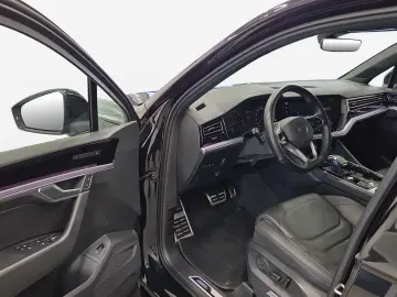 VW Touareg 3.0 V6 TDI R-Line 4Motion Navi Pano Luft