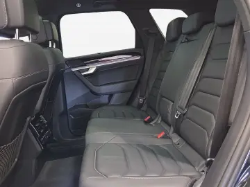 VW Touareg 3.0 V6 TDI R-Line 4Motion Navi Pano Luft