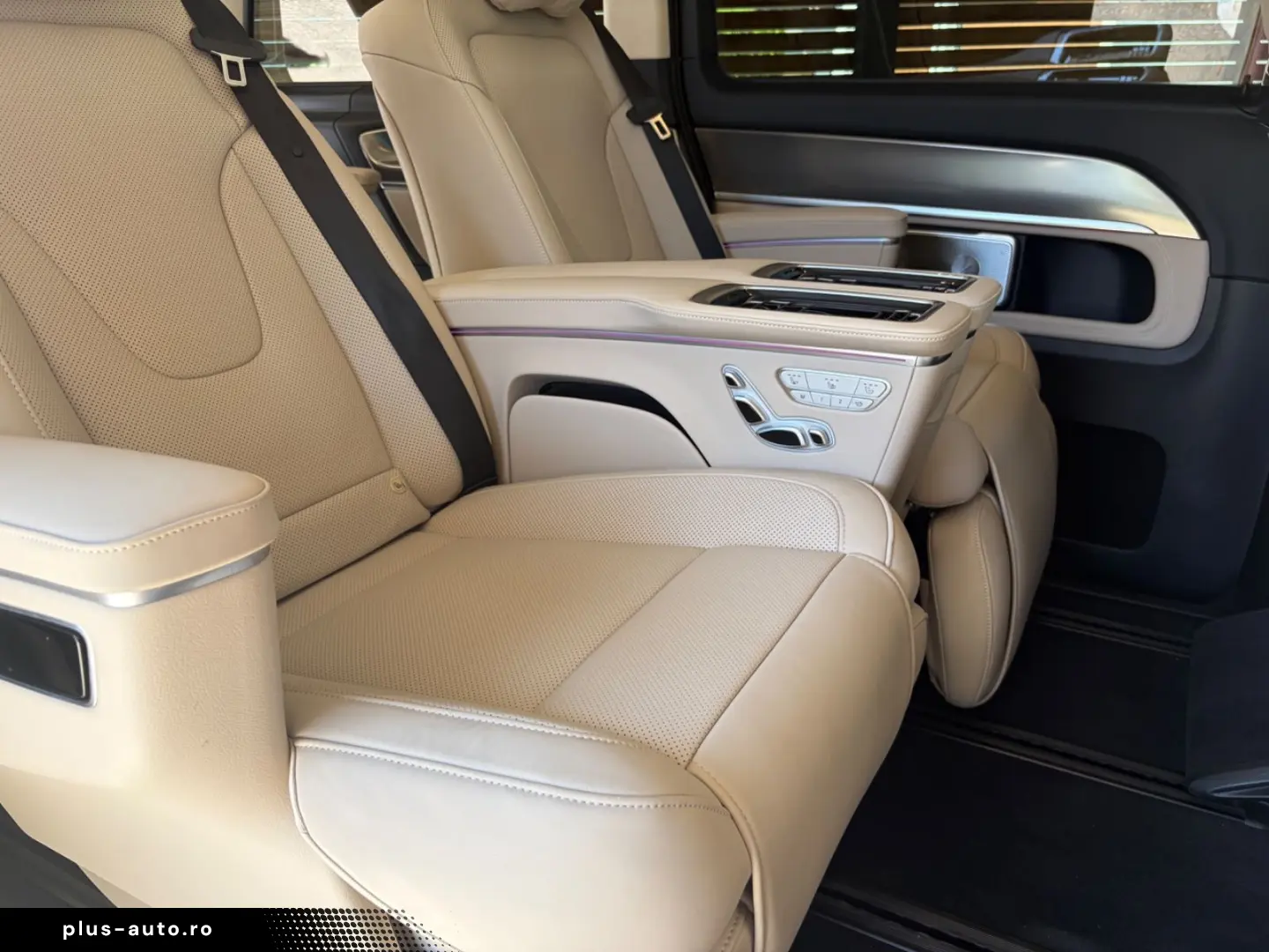 MERCEDES-BENZ 300 V 300 d 4MATIC lang EXCLUSIVE Luxussitze