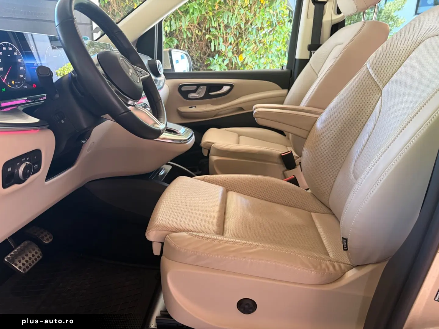 MERCEDES-BENZ 300 V 300 d 4MATIC lang EXCLUSIVE Luxussitze