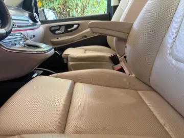 MERCEDES-BENZ 300 V 300 d 4MATIC lang EXCLUSIVE Luxussitze