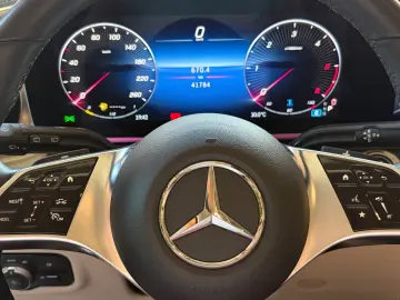 MERCEDES-BENZ 300 V 300 d 4MATIC lang EXCLUSIVE Luxussitze