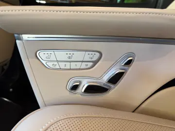 MERCEDES-BENZ 300 V 300 d 4MATIC lang EXCLUSIVE Luxussitze