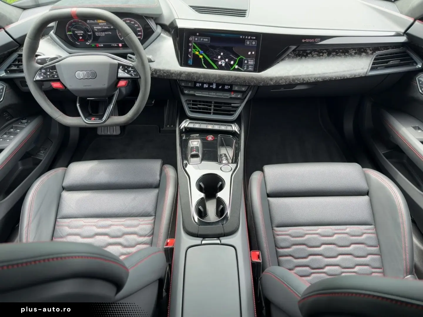 AUDI RS e-tron GT performancce quattro  HUD Carbon