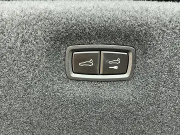 AUDI RS e-tron GT performancce quattro  HUD Carbon