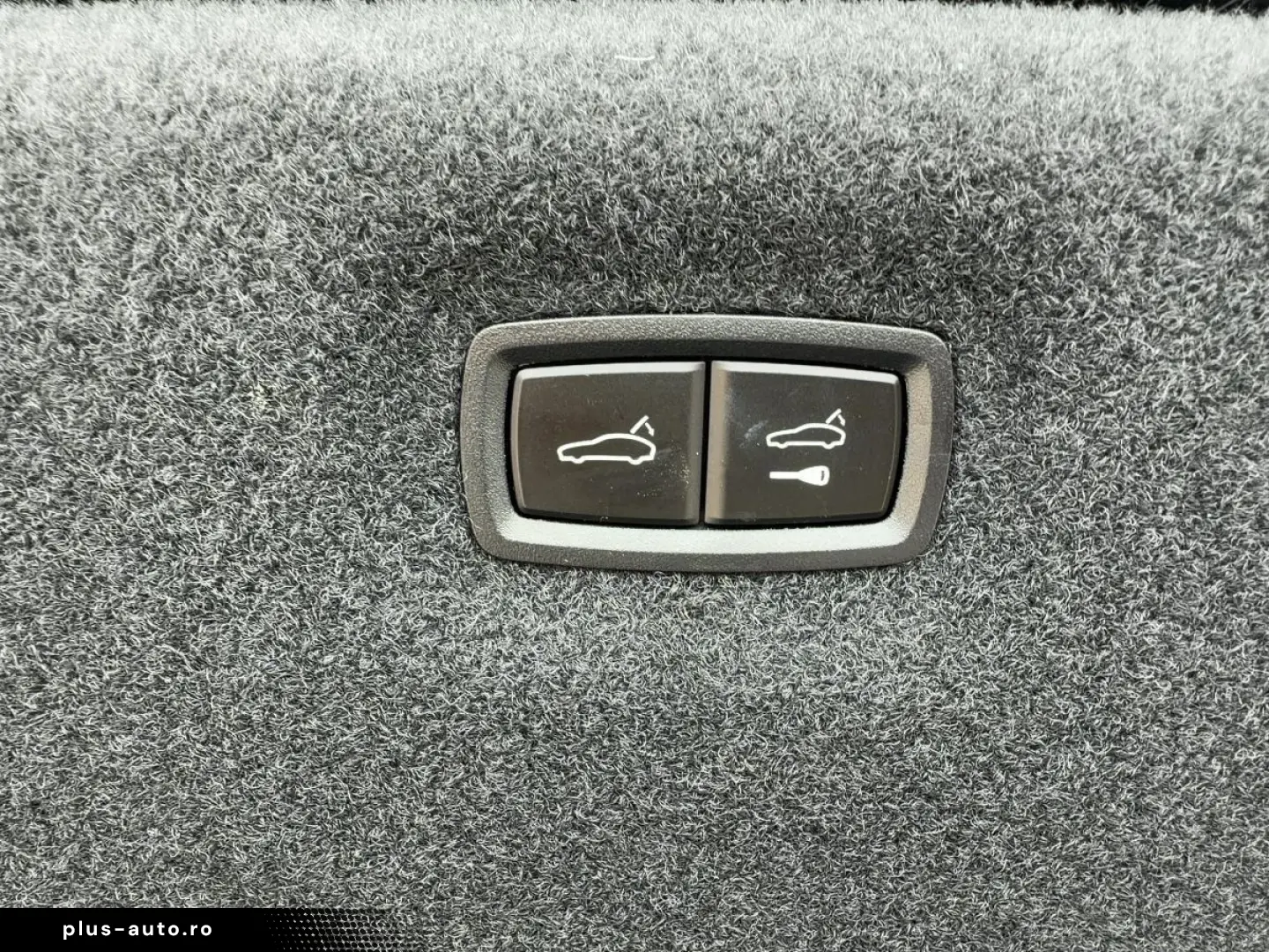 AUDI RS e-tron GT performancce quattro  HUD Carbon