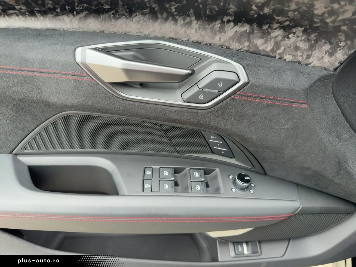 AUDI RS e-tron GT performancce quattro  HUD Carbon