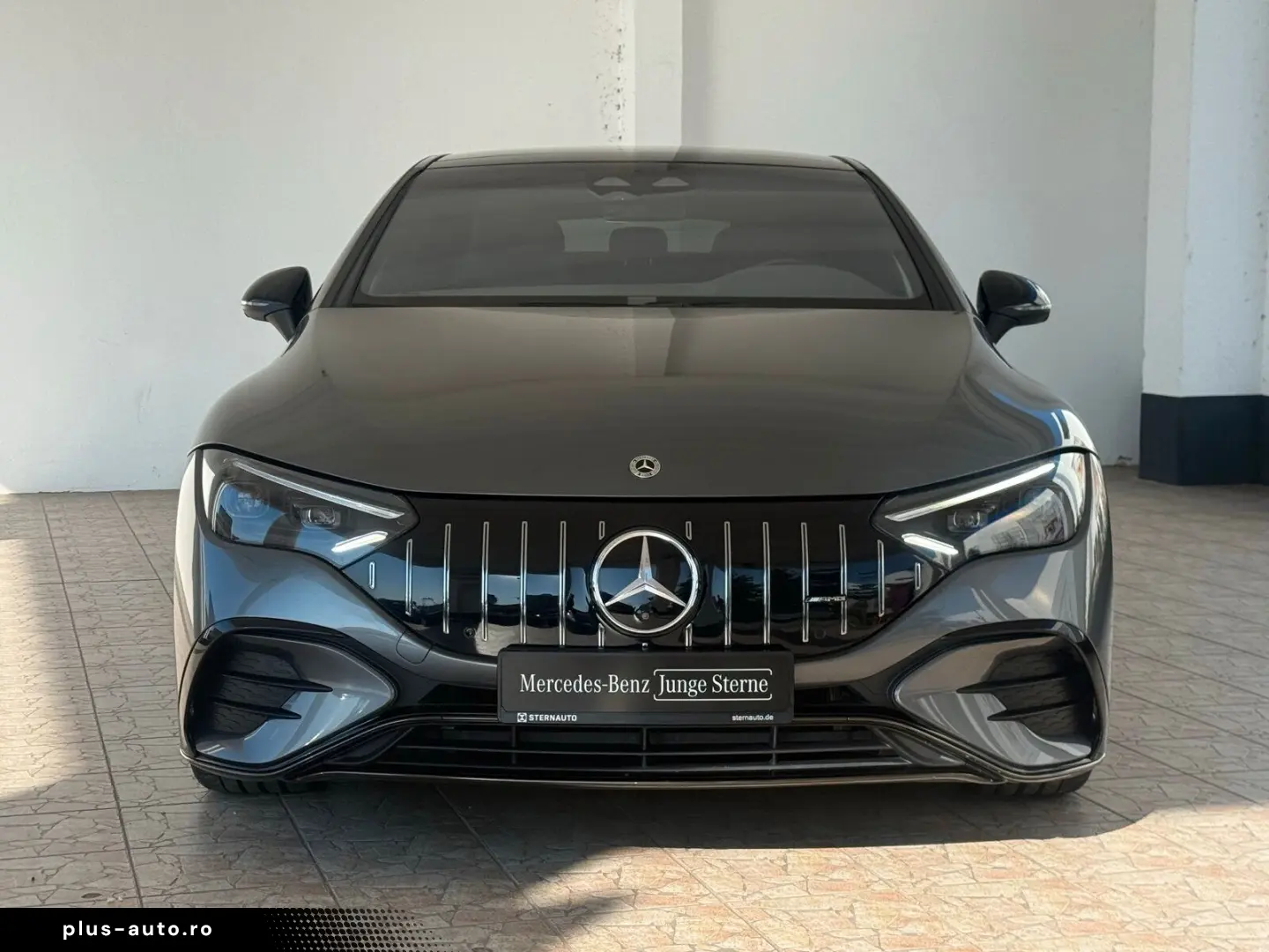 MERCEDES-BENZ EQE 53 AMG 4M  Pano-Dach Distronic Kam&hellip;