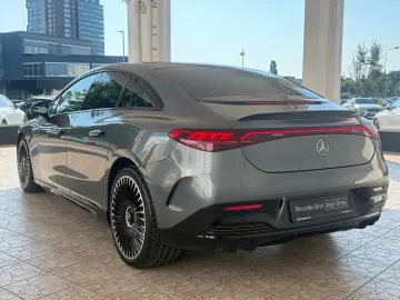 MERCEDES-BENZ EQE 53 AMG 4M  Pano-Dach Distronic Kam…