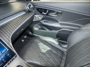 MERCEDES-BENZ CLE 450 Coupe 4M AMG Line Premium Plus…