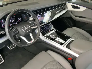 AUDI Q8 55 TFSI quattro competiton plus S-Line 23