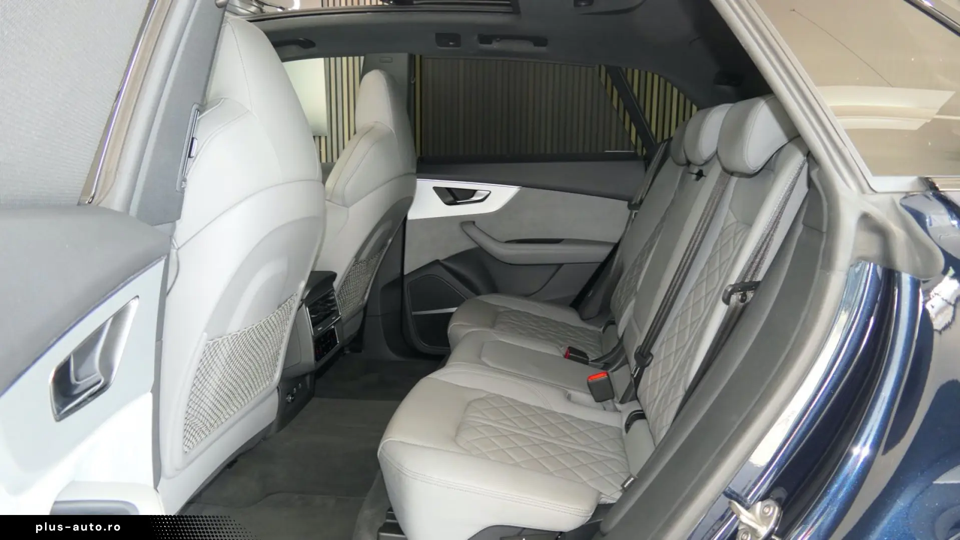 AUDI Q8 55 TFSI quattro competiton plus S-Line 23