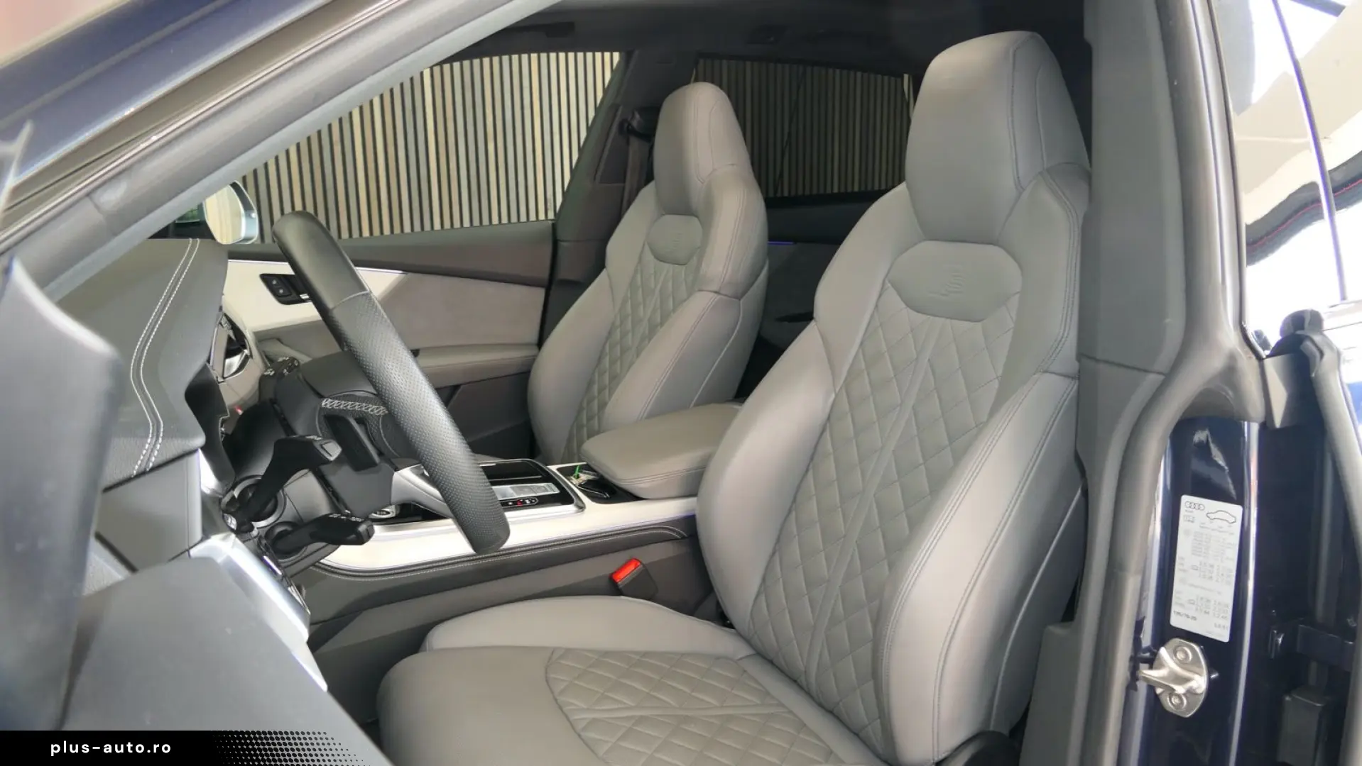 AUDI Q8 55 TFSI quattro competiton plus S-Line 23