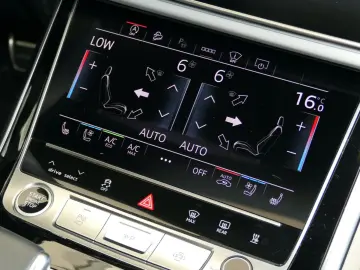 AUDI Q8 55 TFSI quattro competiton plus S-Line 23