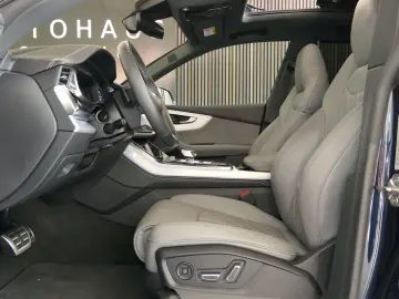 AUDI Q8 55 TFSI quattro competiton plus S-Line 23