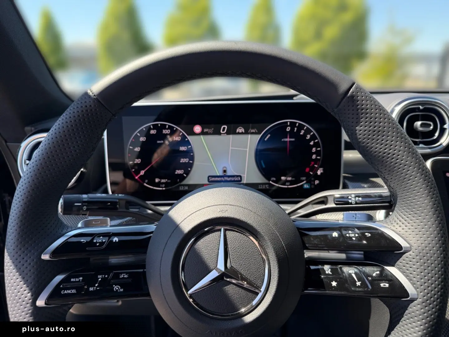 MERCEDES-BENZ CLE 300e AMG PREM  LEDER HuD BUR PAN KEYL