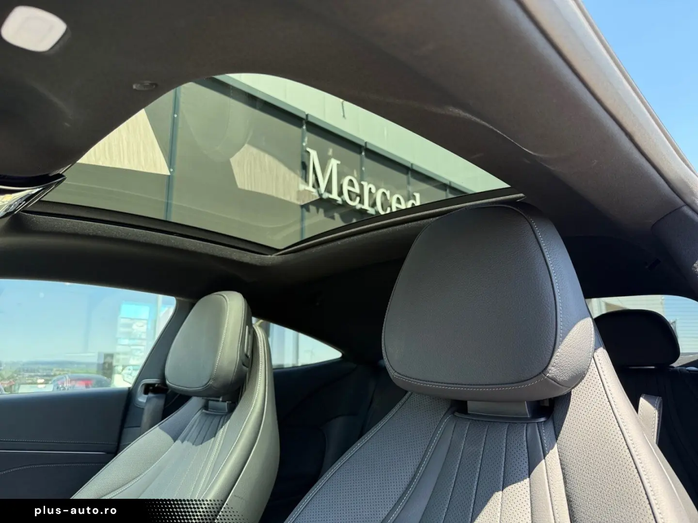 MERCEDES-BENZ CLE 300e AMG PREM  LEDER HuD BUR PAN KEYL