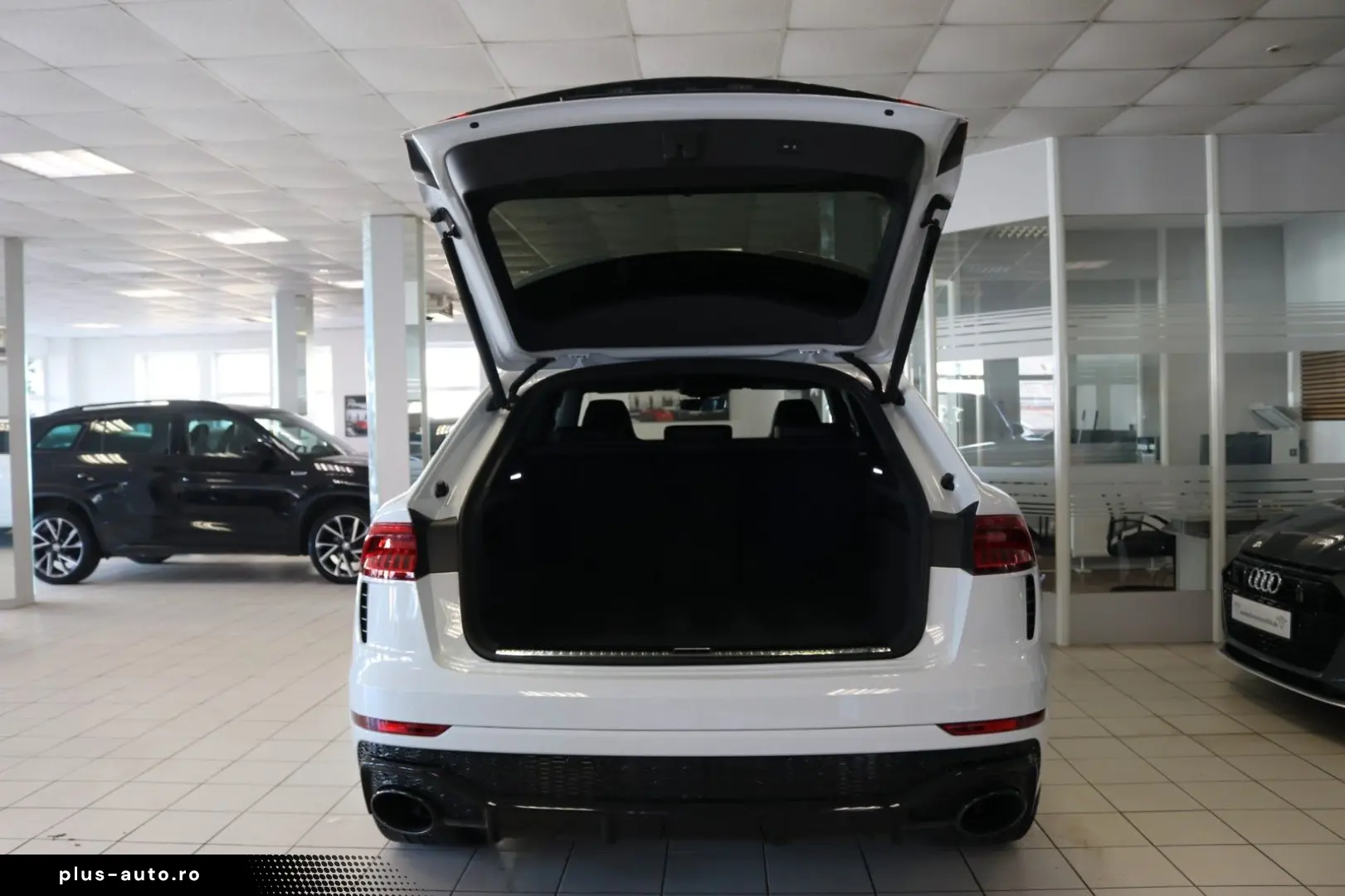 AUDI RSQ8 Garantie Matrix Luft Memory HUD 360  Pano