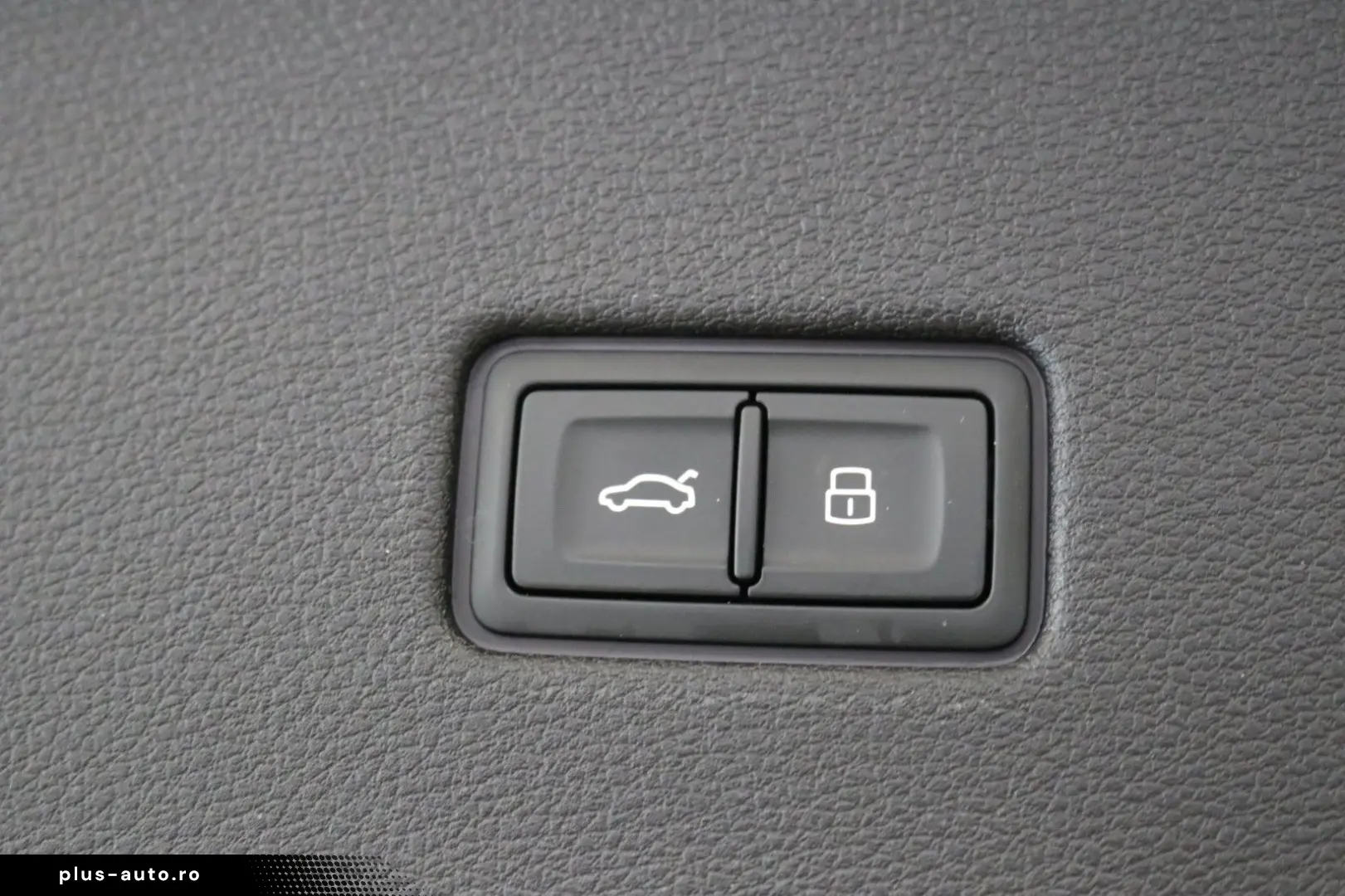 AUDI RSQ8 Garantie Matrix Luft Memory HUD 360  Pano