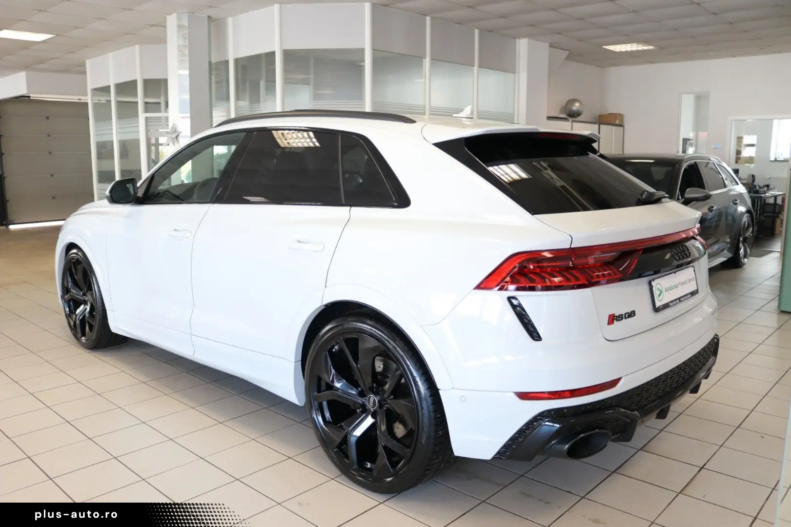 AUDI RSQ8 Garantie Matrix Luft Memory HUD 360  Pano