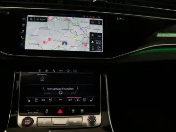 AUDI RSQ8 Garantie Matrix Luft Memory HUD 360  Pano