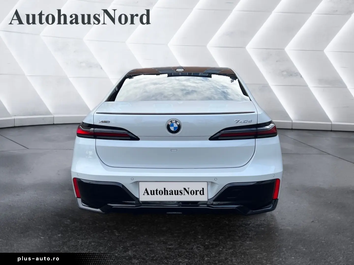 BMW 740 d xDrive M-Pro SKYLoung Leather-Red REARTV S