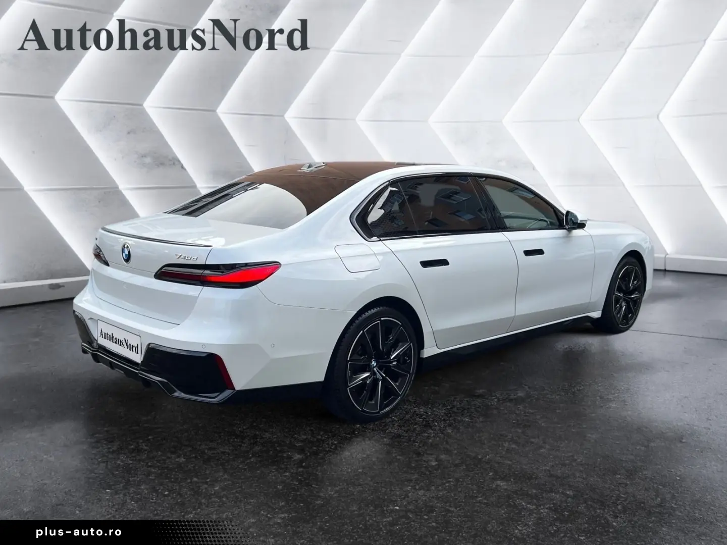 BMW 740 d xDrive M-Pro SKYLoung Leather-Red REARTV S