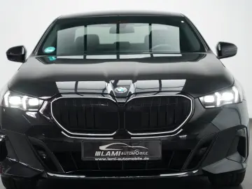 BMW 540d xDrive M Sport PRO ICONIC HUD 360 B&W HUD
