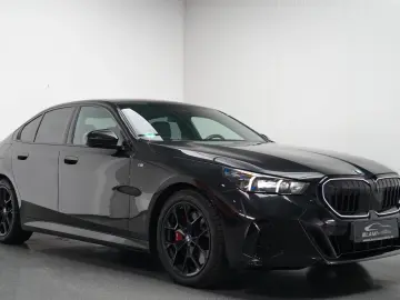 BMW 540d xDrive M Sport PRO ICONIC HUD 360 B&W HUD