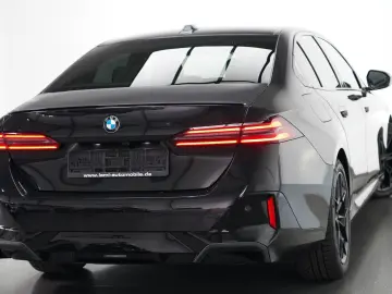 BMW 540d xDrive M Sport PRO ICONIC HUD 360 B&W HUD